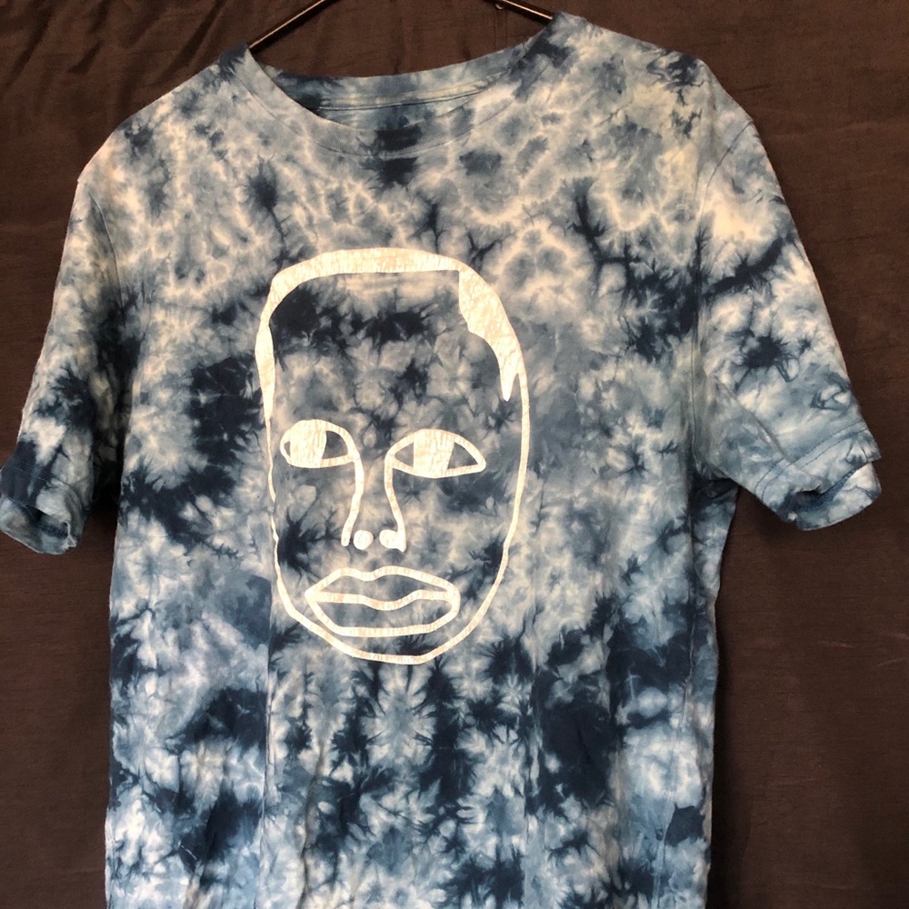 Tie dye blue tee shirt